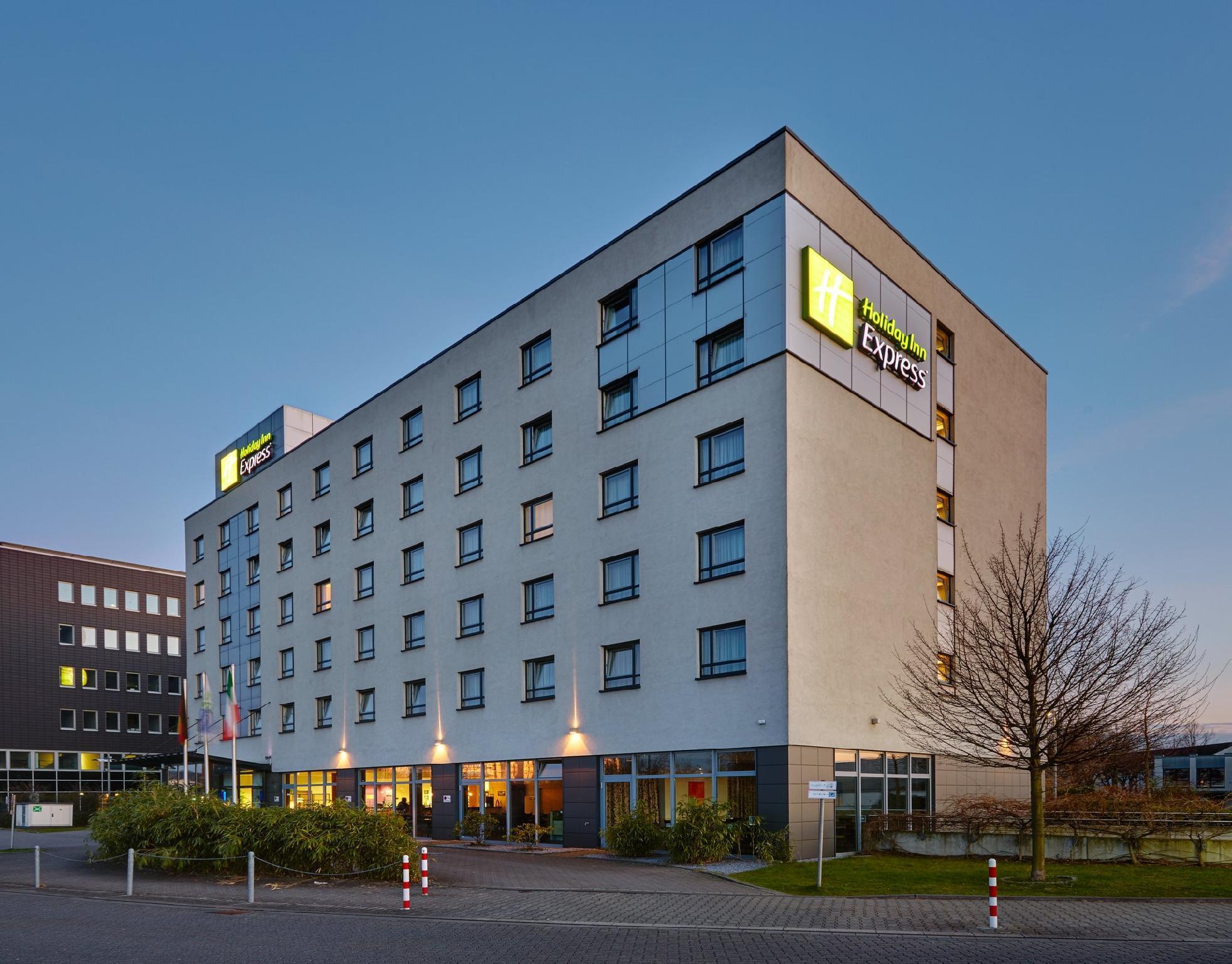 فندق هوليداي إن إكسبريس دوسلدورف سيتي نور المظهر الخارجي الصورة